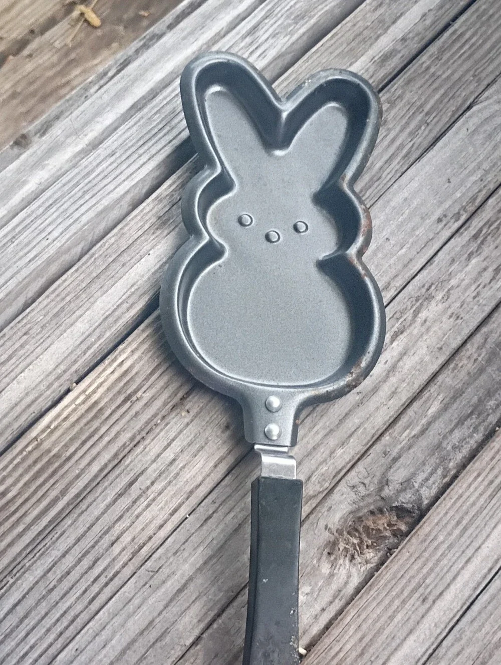 Bunny-Shaped Nonstick Egg/Pancake Pan - Gray